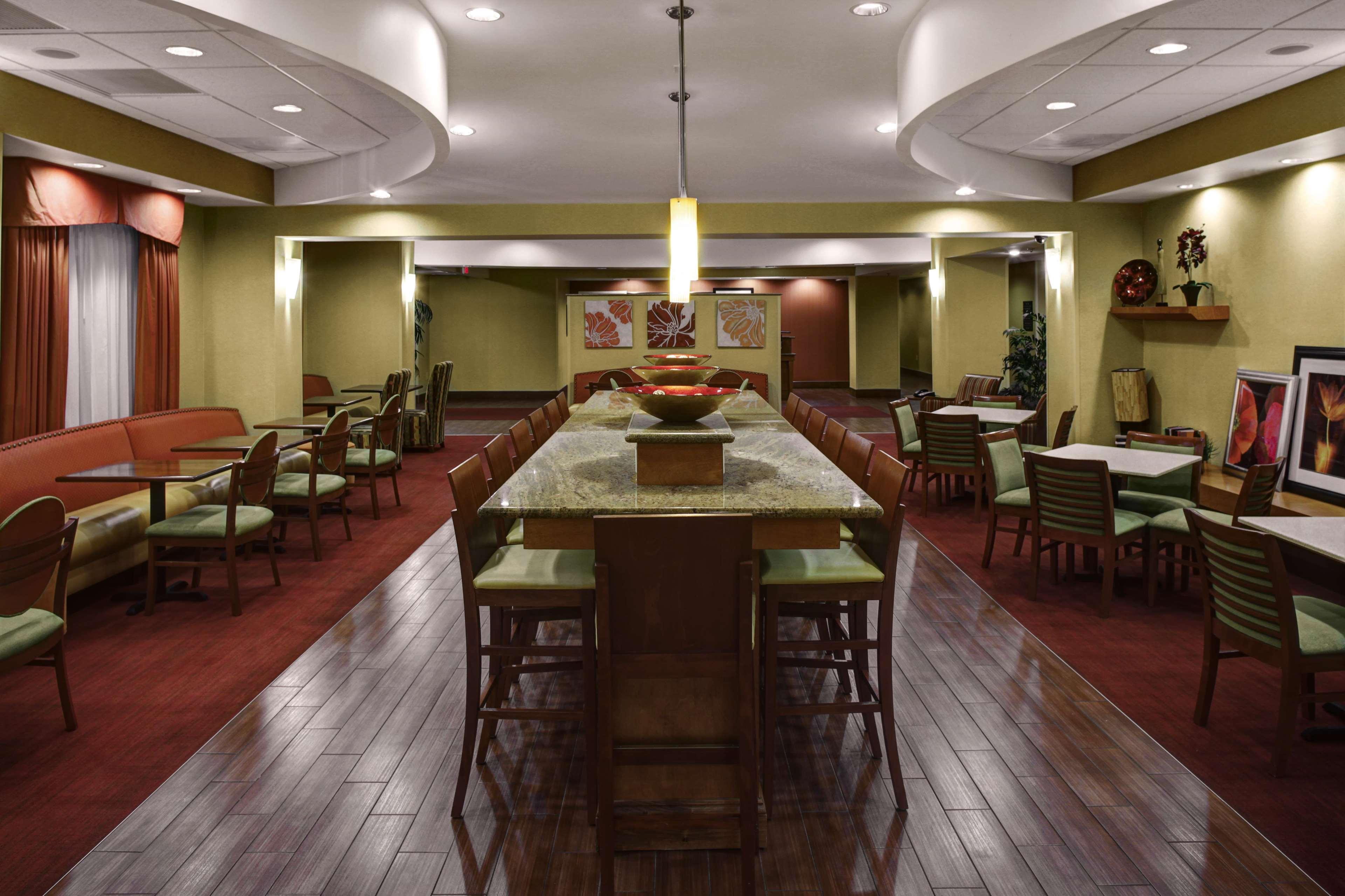 Hampton Inn Petersburg - Southpark Mall Colonial Heights Exterior foto