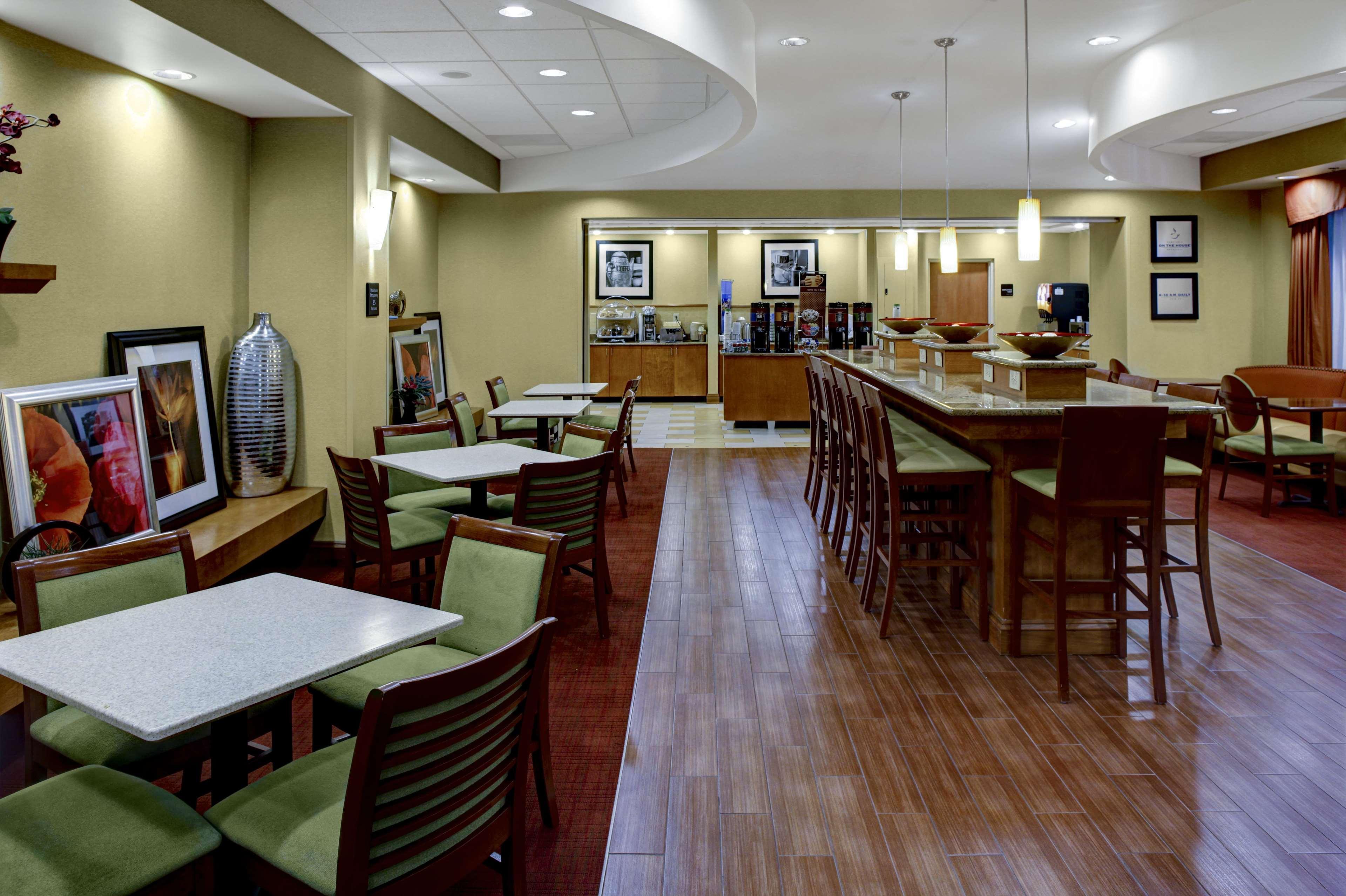 Hampton Inn Petersburg - Southpark Mall Colonial Heights Exterior foto